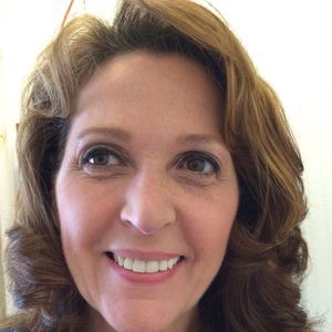 Meet your Posher, Deborah