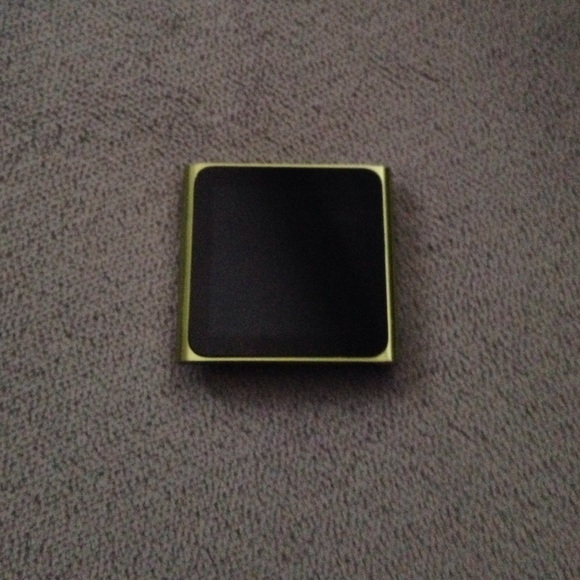 Light green iPod nano