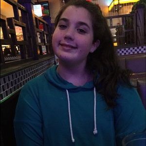 Meet your Posher, Marissa