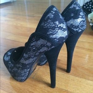 glitter lace pumps