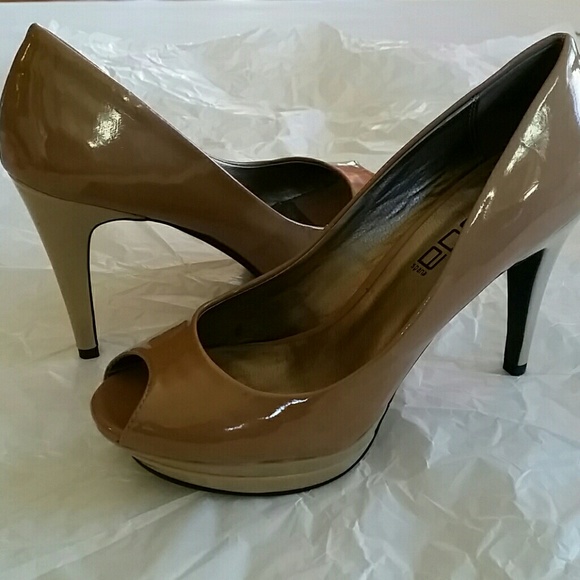 Lovely nude heels