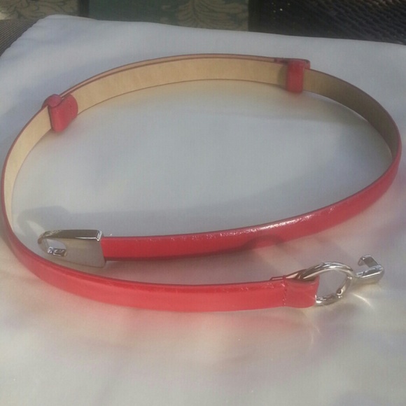 Accessories - Red adjustable belt