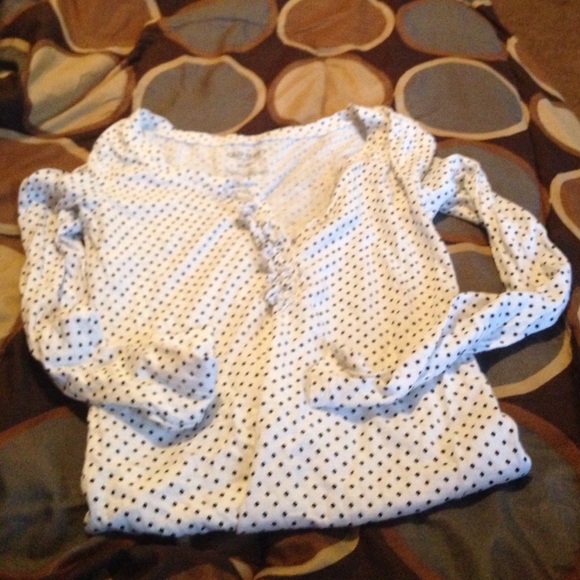 Half button-up long sleeve blouse