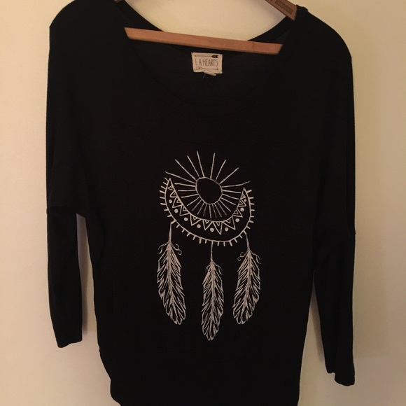 LA Hearts top