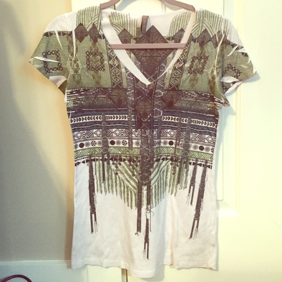 Green graphic tee