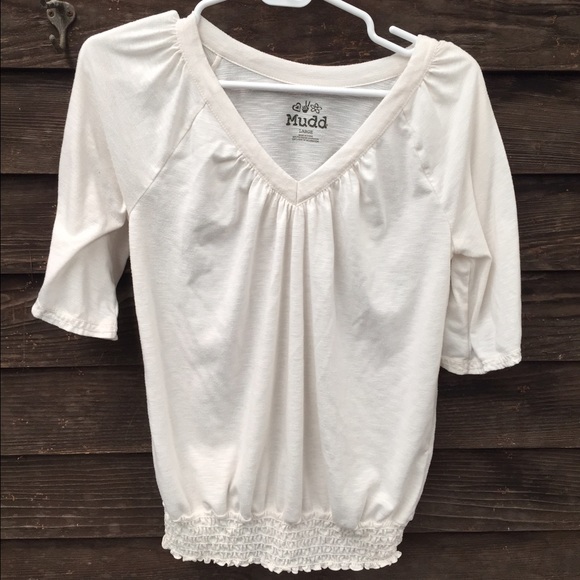 Mudd fitted bottom blouse