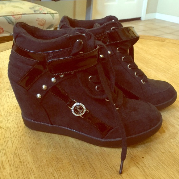 Brand new Guess shoes