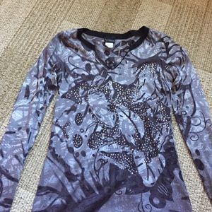 Gray sequined shirt from buckle