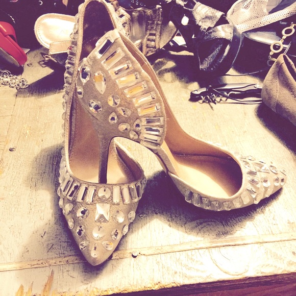 🌟 NEW 🌟 stoned Steve Madden pumps