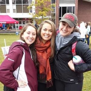 Meet your Posher, Claudia