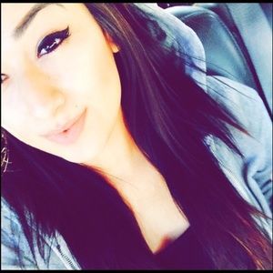 Meet your Posher, Erica