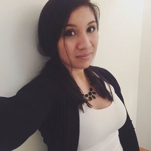 Meet your Posher, Lisa