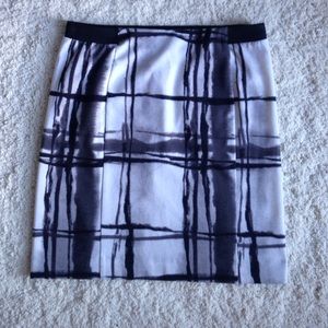 Sent to GoodWill. Simply Vera Vera Wang Skirt
