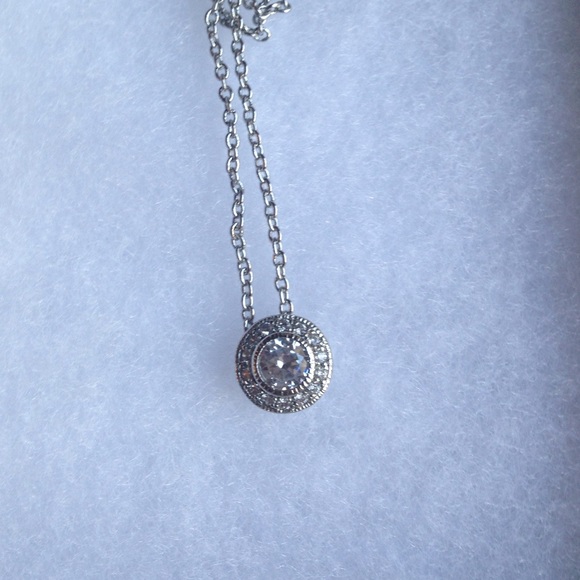 Banana Republic Jewelry - Banana Republic Eternity Necklace Bezel Pendant