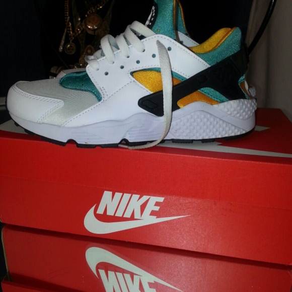 Sold Nike hurraches