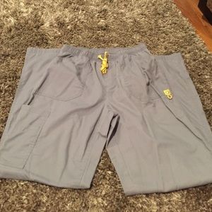 🆕 Listing!! Grey scrub charge pants!