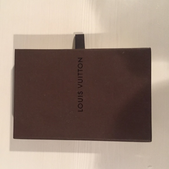 Louis Vuitton box