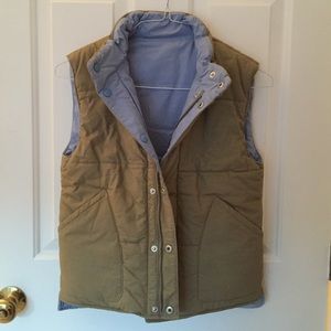 Reversible Puffer vest size small