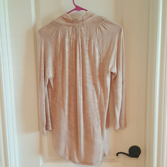 SOLD READ 1ST LISTING Embroidered top - Picture 3 of 3