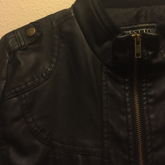 Leather jacket - Picture 3 of 4