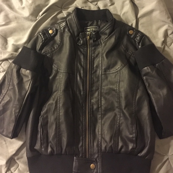 Leather jacket - Picture 4 of 4