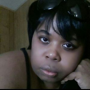 Meet your Posher, Tara