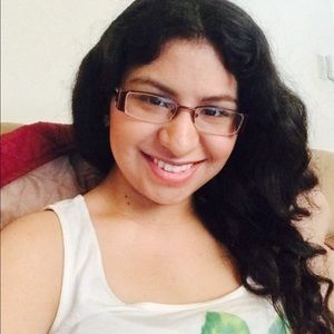 Meet your Posher, Teresa