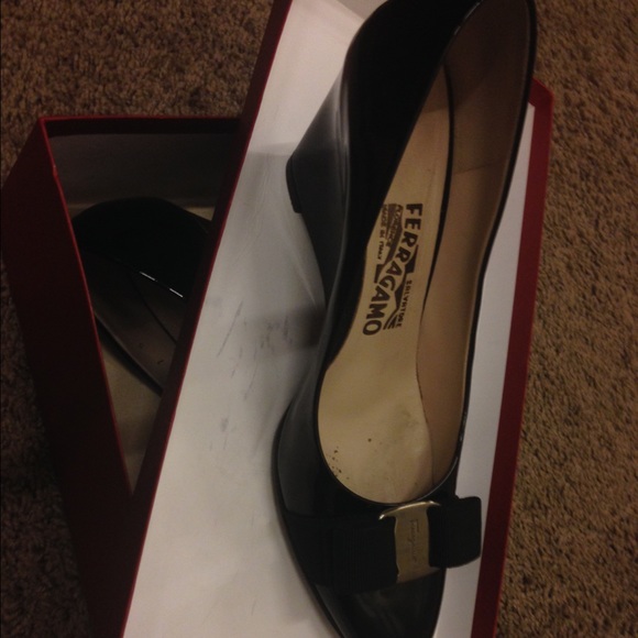 Cute ferragamo heel