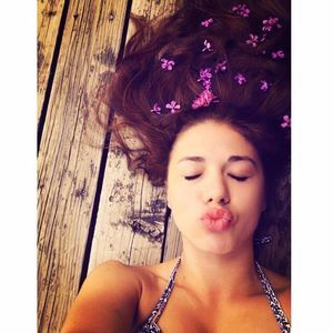 Meet your Posher, Mia