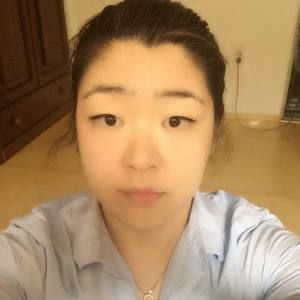 Meet your Posher, Elly