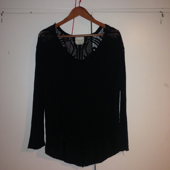 M Free People black knit and lace top