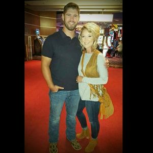 Meet your Posher, Ashton