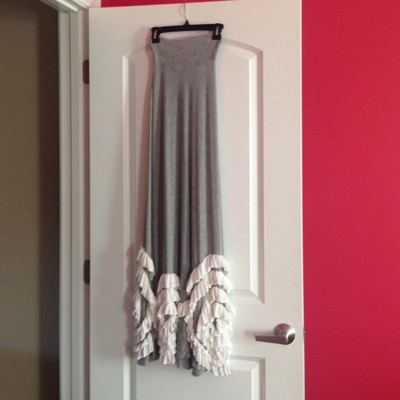 Gray & white maxi dress