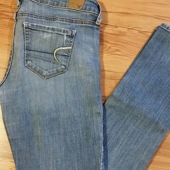 Light Wash AE Jeans