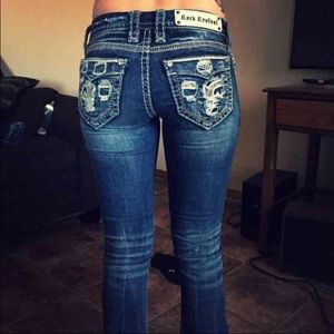 Rock revivals. Size 25.