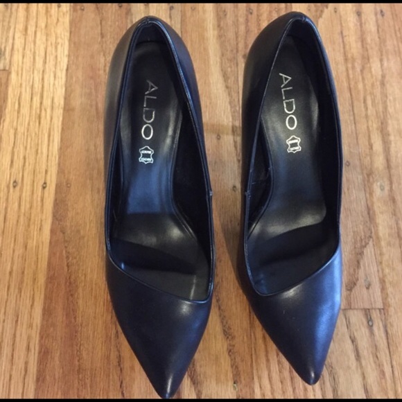 ALDO black high heels sz7