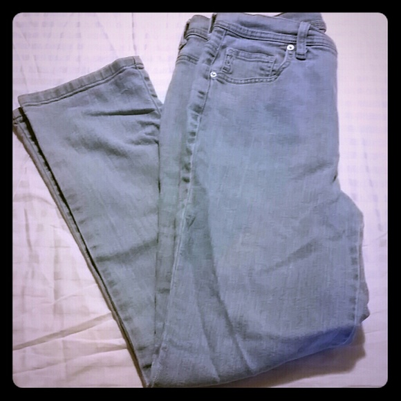 High waisted straight jeans