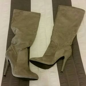 Jennifer Lopez boots