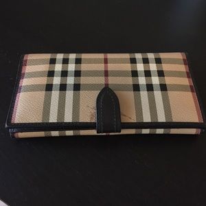 Burberry wallet