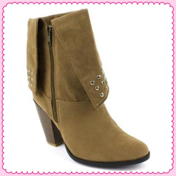 TOI ET MOI STUDDED FOLDOVER ANKLE BOOT - Picture 1 of 1