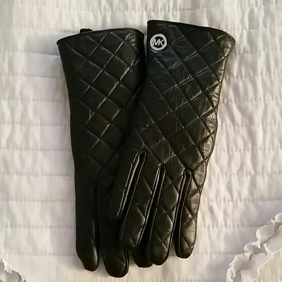 Michael Kors leather gloves