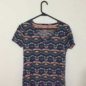 Mossimo V neck tee