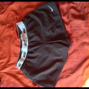 Black running shorts new😍