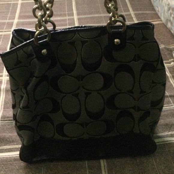 Coach purse - Picture 2 of 4