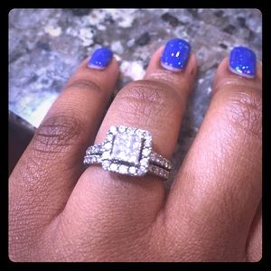 Wedding ring💍 🚨🚨 ENGAGEMENT RING ONLY!!!!🚨