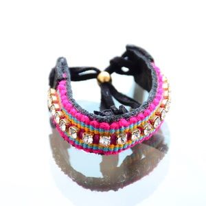 Woven bracelet on leather with Swarovski element