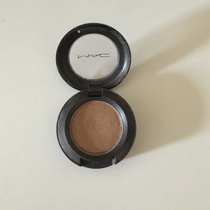 Mac eyeshadow