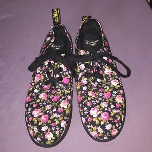 Flower shoes