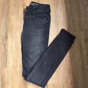 American Eagle Hi-rise super stretch jeans size 4