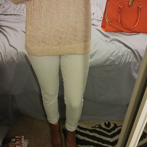 Size 5 White skinny jeans